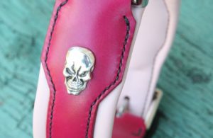 Collier chien modèle ROCK N'LOVE - Édition en cuir ROSE