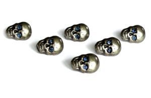 Petite tête de mort oeil bleu
