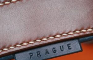 Étiquette cuir