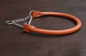 Collier chien cuir rond FAUVE - Chaine martingale argentée