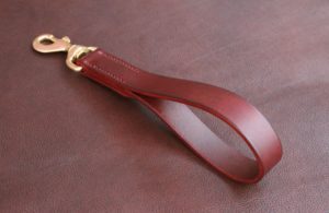 Laisse POIGNÉE 30 cm en cuir ACAJOU PROFOND